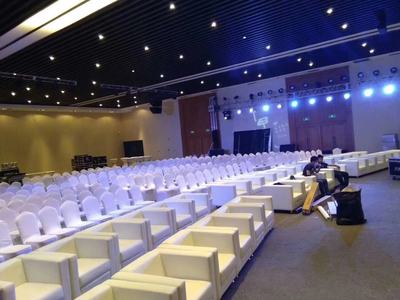 哈爾濱展會服務全解析 桌椅沙發(fā)與禮儀服務的完美融合